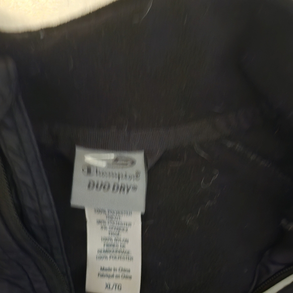 Running Jacket - Picture 2 of 3